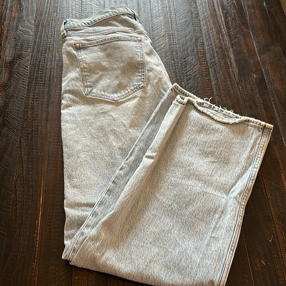 Abercrombie Curve Love 90s Relaxed Jean High Rise - Picture 5 of 5